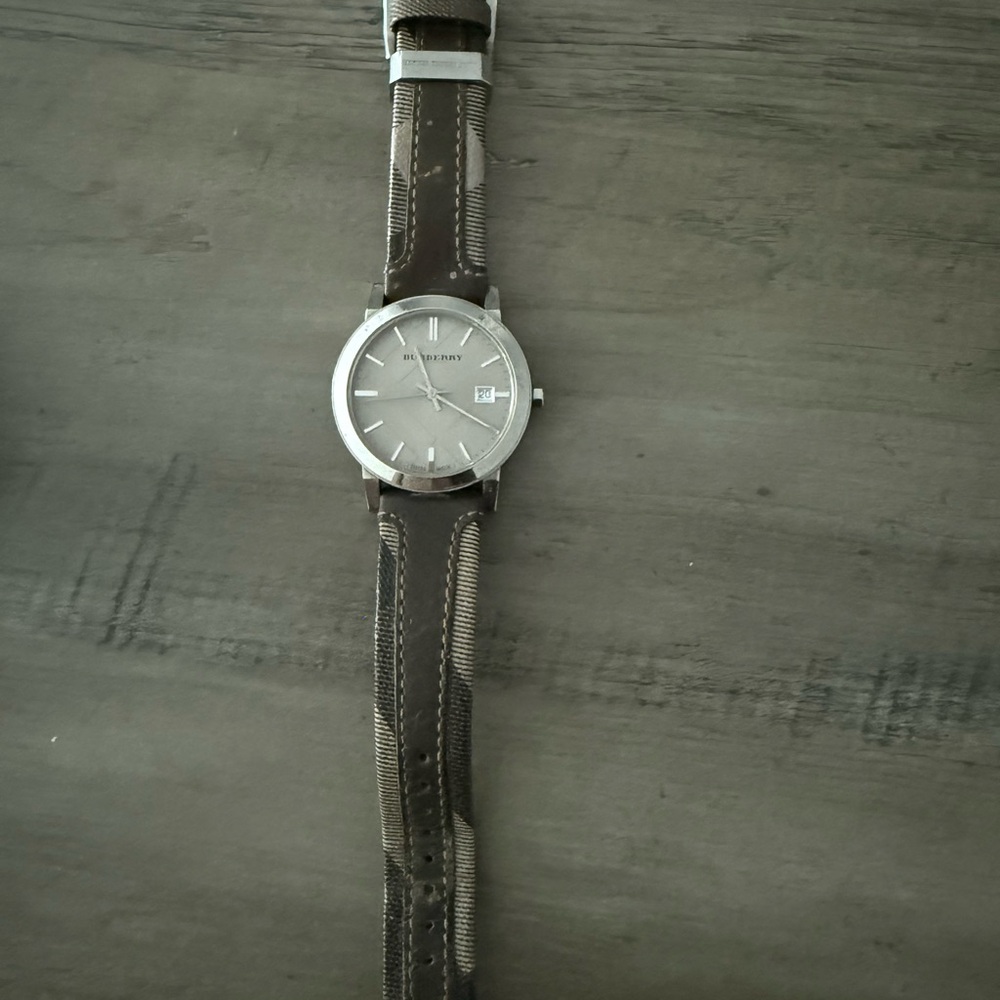 Burberry Gray and Brown Timepiece - Picture 2 of 4